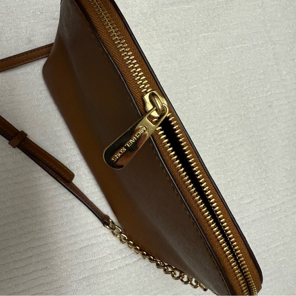 Michael Kors Brown Crossbody chain purse - Picture 8 of 16